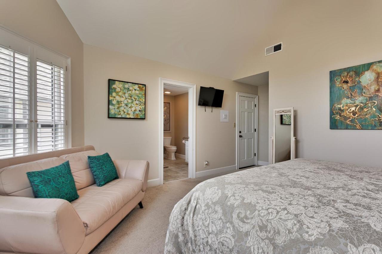 Pleasanton Courtyard Bed And Breakfast Фейетвилл Экстерьер фото